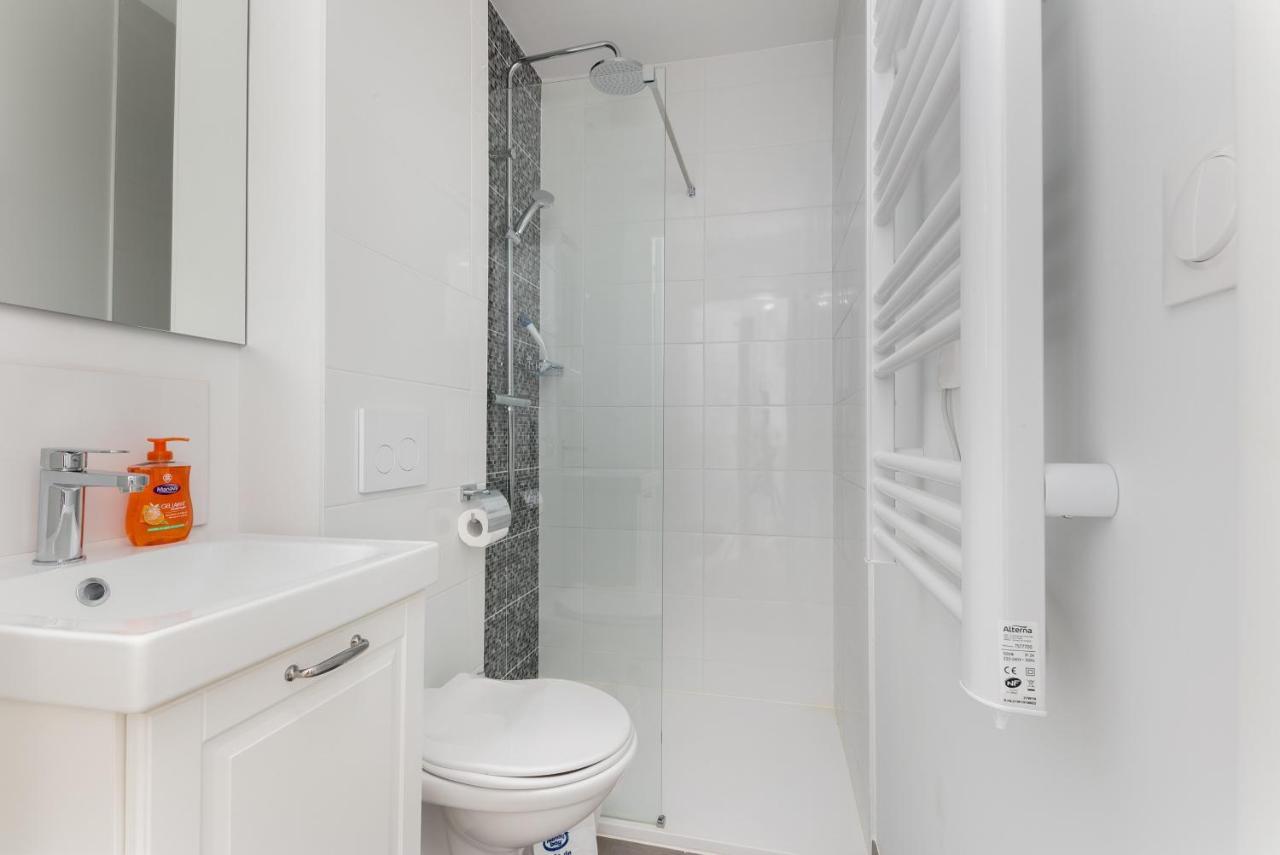 La Bergere De Domremy Chambre Spacieuse Avec Sdb Privative, Espace Partages Cuisine, Salon Et Terrasse Brest Exteriör bild
